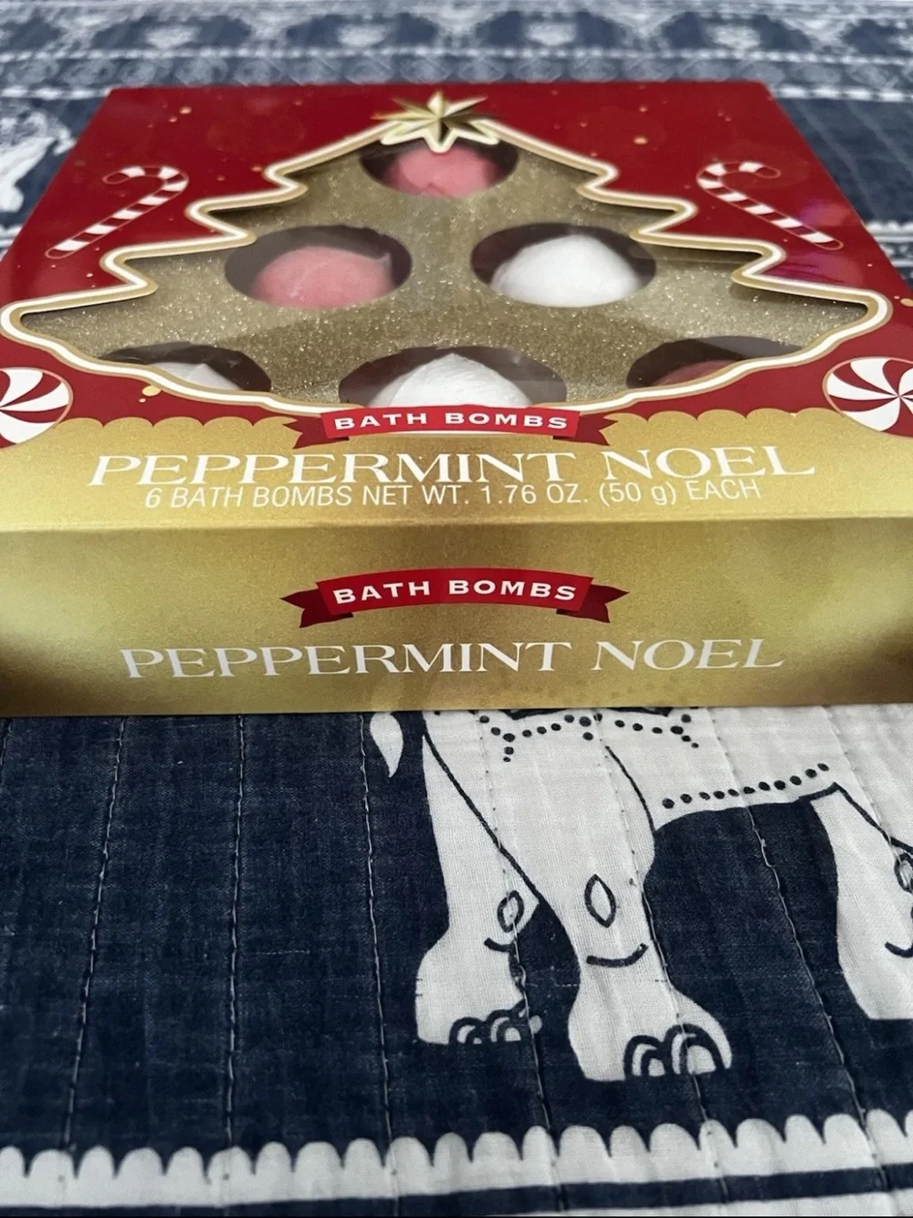 Peppermint Noel Bath Bomb Set - Brand:  (Red & White)